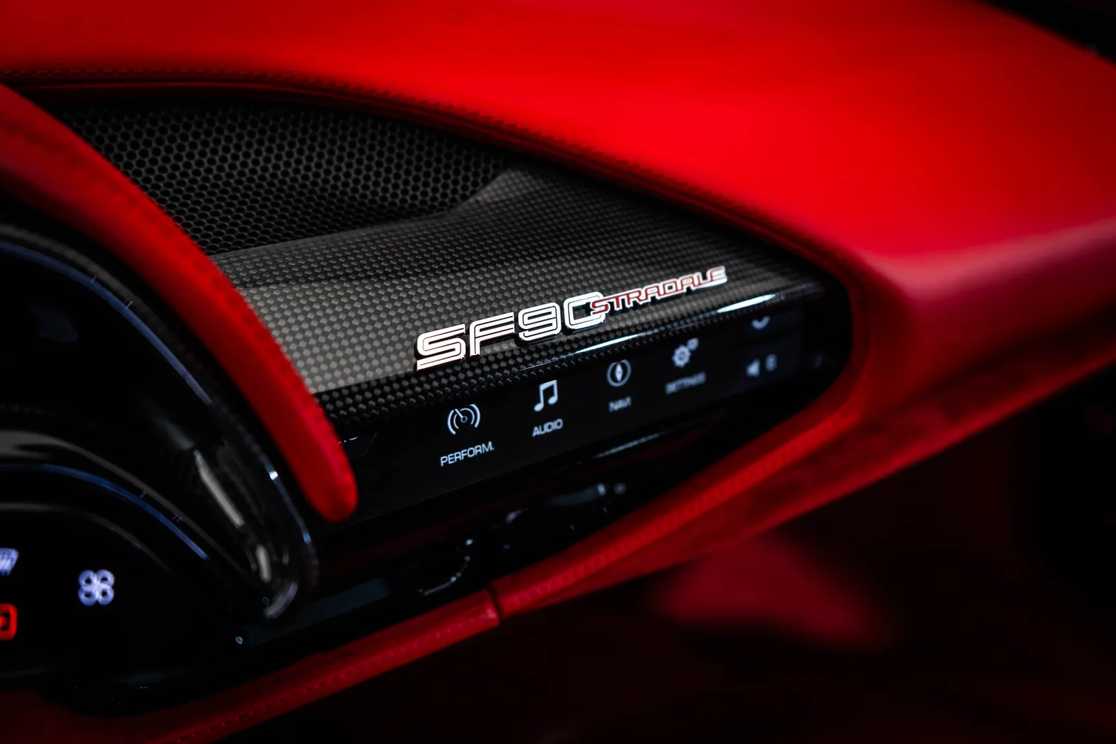 Ferrari SF 90 Carbon Pack – снимка 12