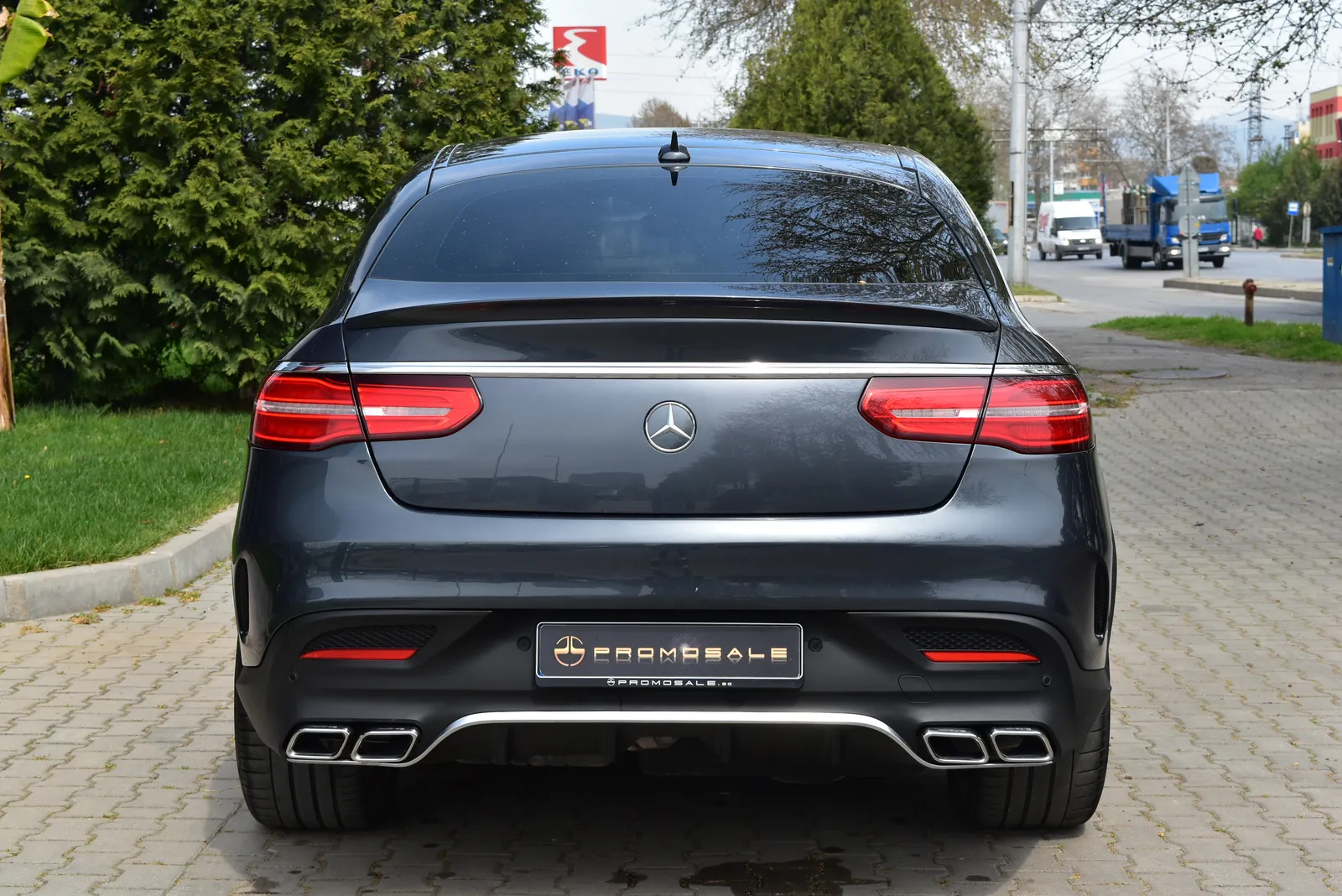 Mercedes-Benz GLE 350 d 4M Coupe AMG*Distronic*Pano*Navi*360*Air*KeyGo* – снимка 4