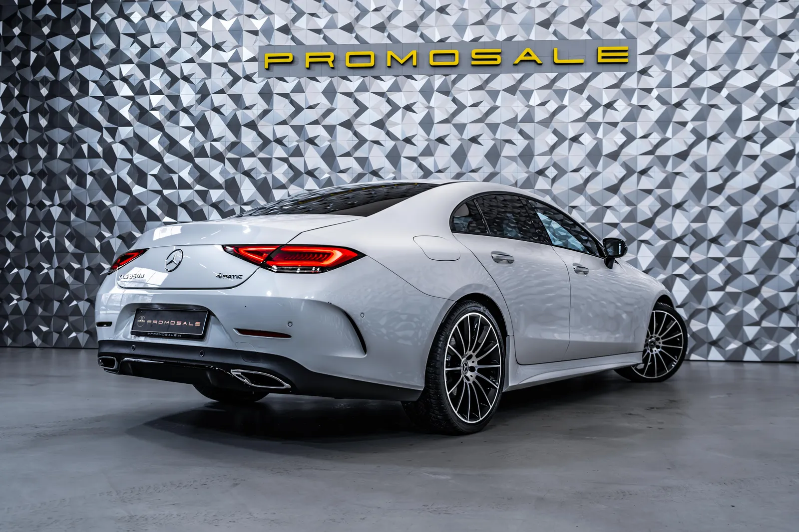 Mercedes-Benz CLS 350 d 4M AMG*AIR BODY* Burmester* – снимка 4
