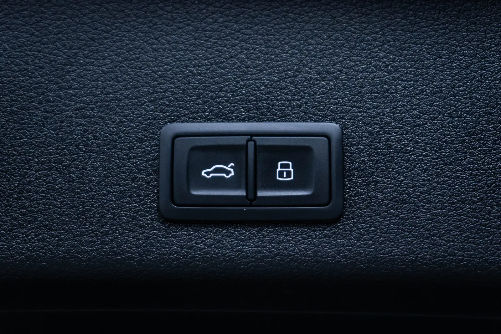 Audi E-tron 55 quattro Pano LED SHZ ACC Klimaut. – снимка 18