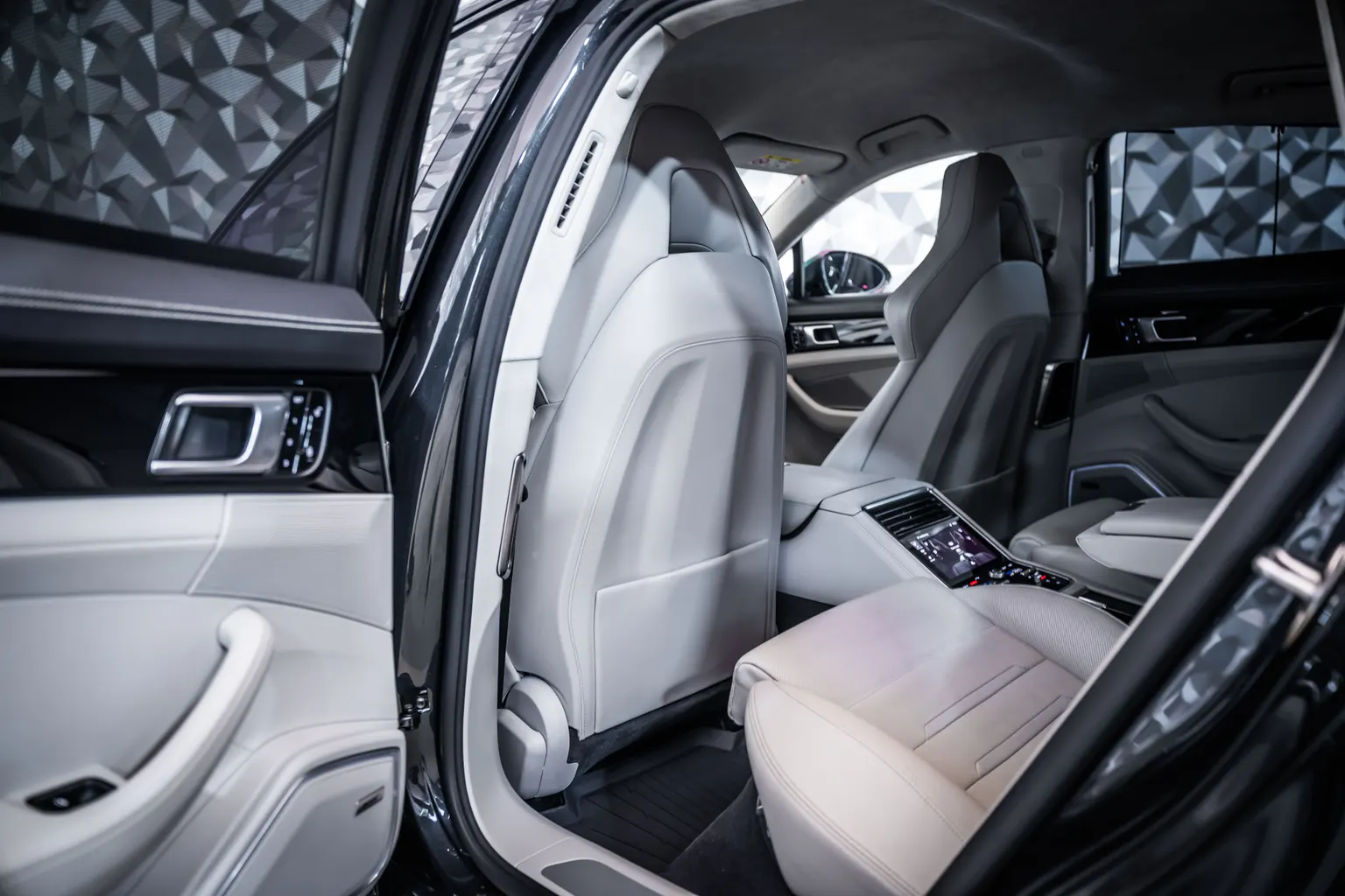 Porsche Panamera Turbo*Bose*360 – снимка 14