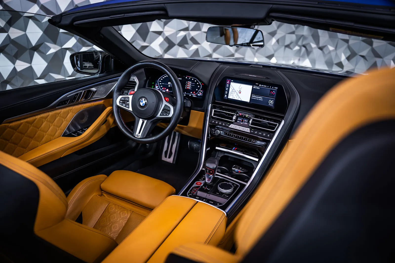BMW M8 Competition Cabriolet Carbon*B&W – снимка 20