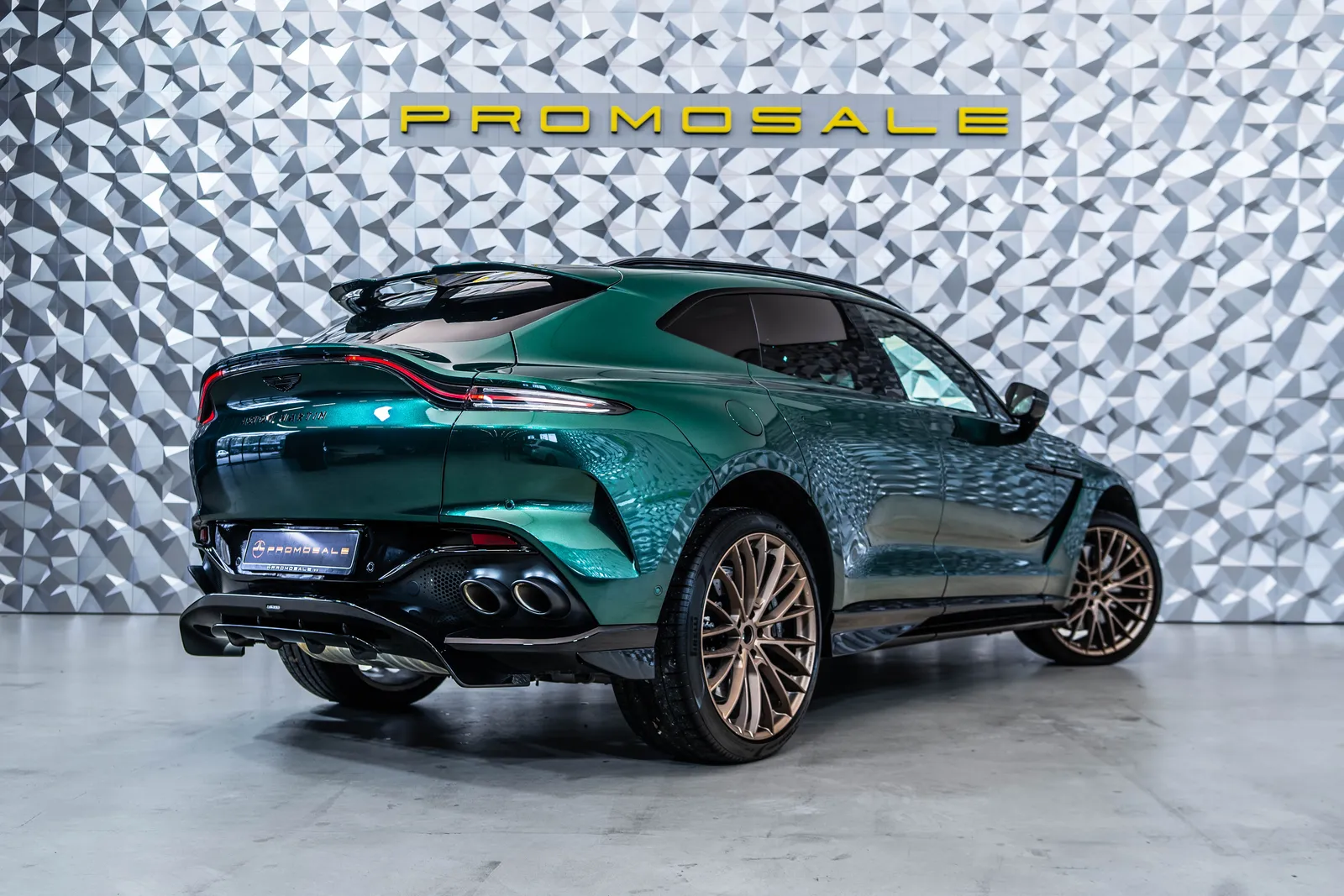 Aston Martin DBX 707*Carbon*Bowers & Wilkins – снимка 4