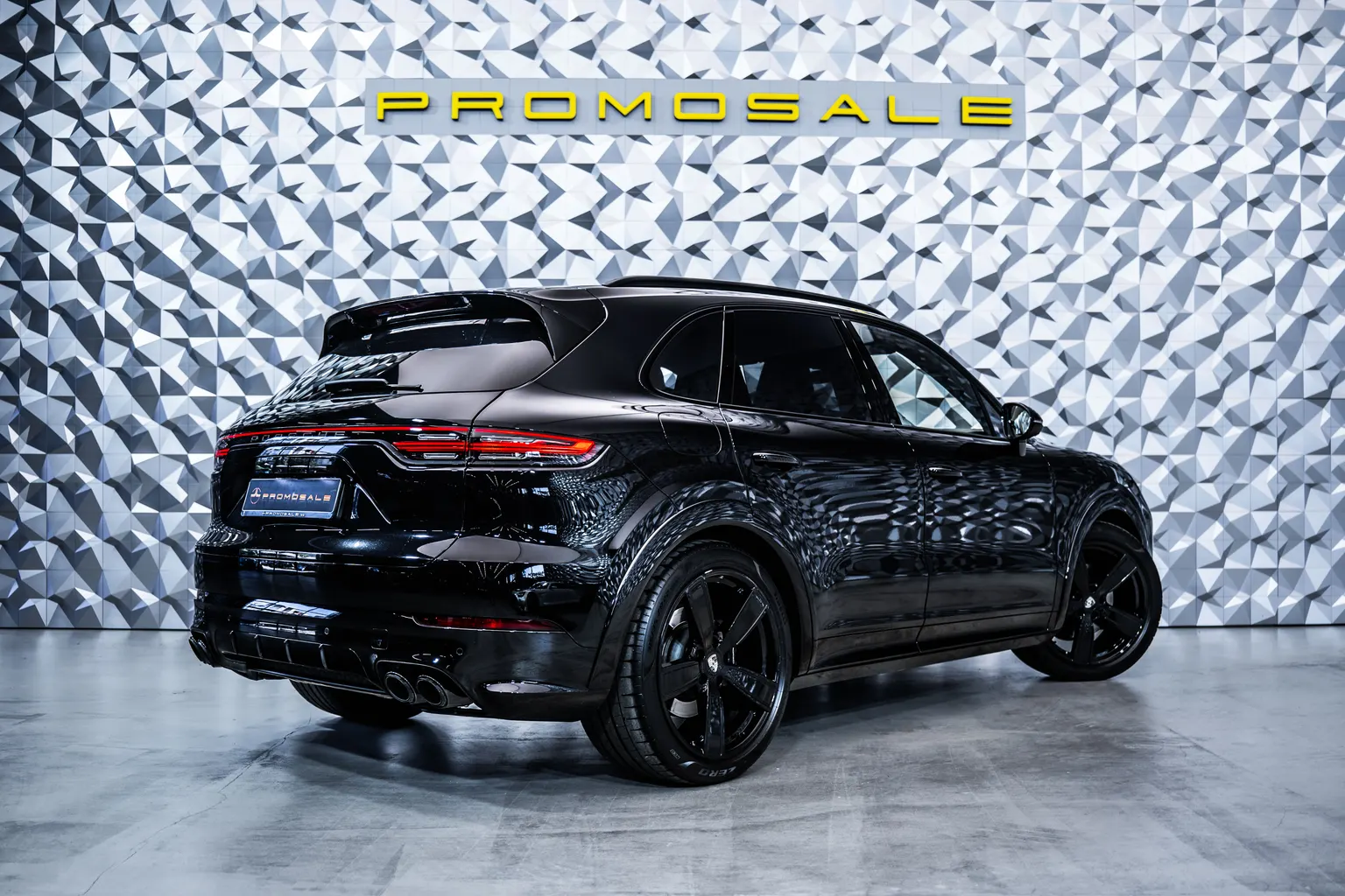 Porsche Cayenne Platinum Edition E-Hybrid*Burm*Pano – снимка 4