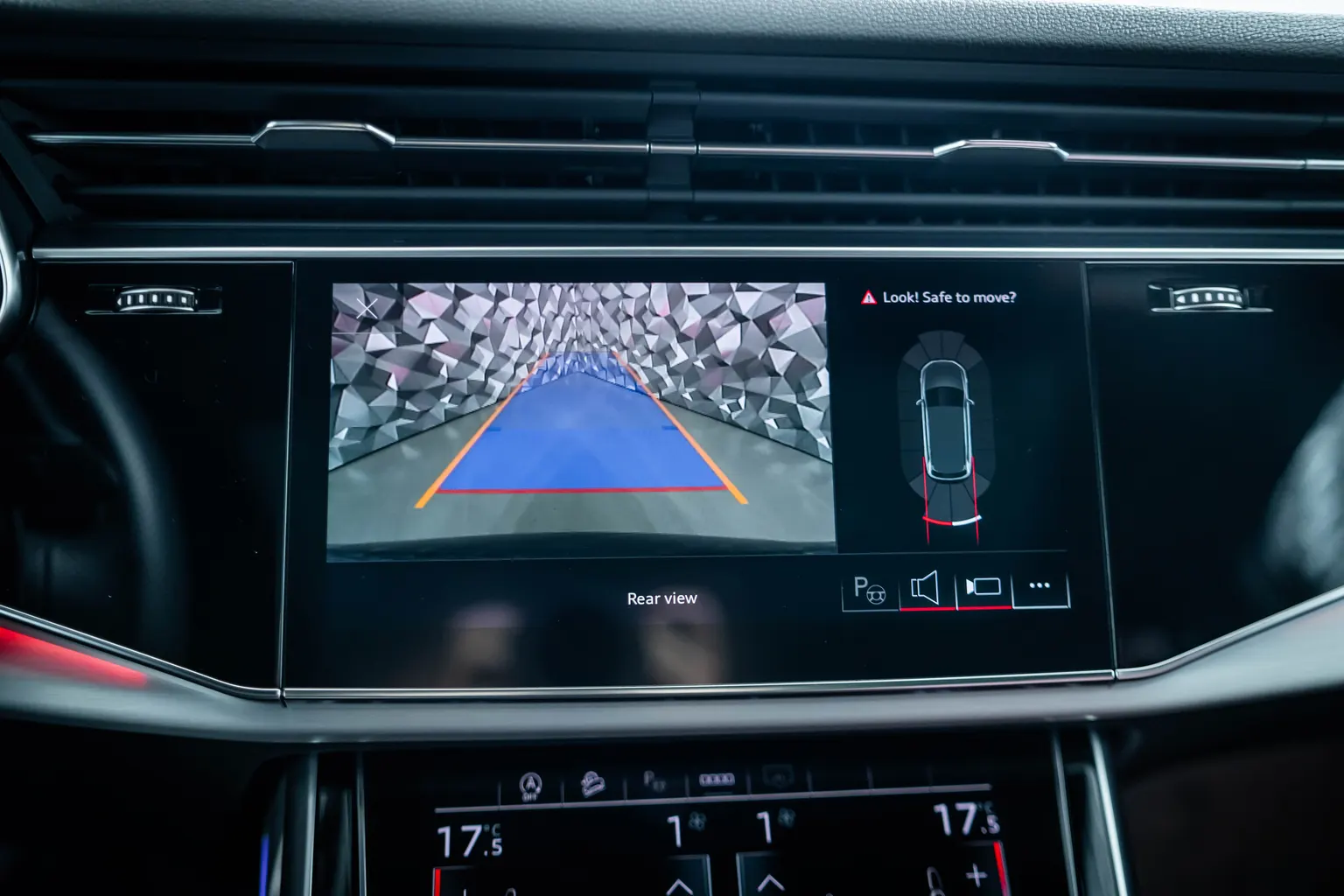 Audi SQ7 TFSI Pano*360°*B&O*Matrix – снимка 17
