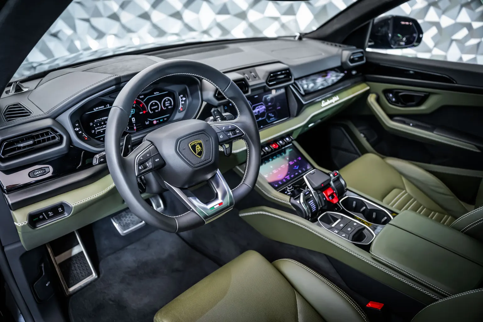 Lamborghini Urus SE B&O*Pano*360 – снимка 8