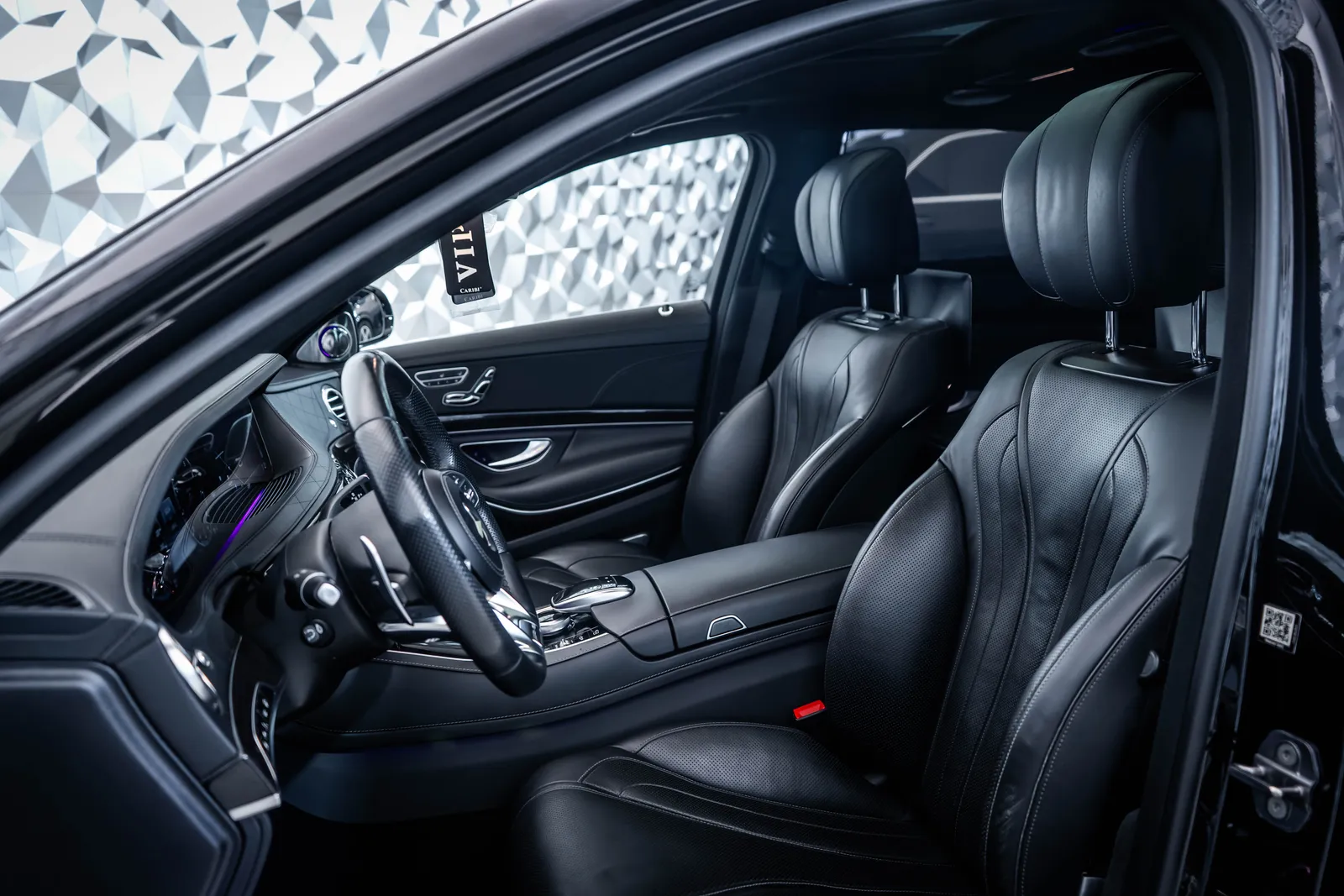 Mercedes-Benz S 560 4M AMG*Pano*Burmester – снимка 13