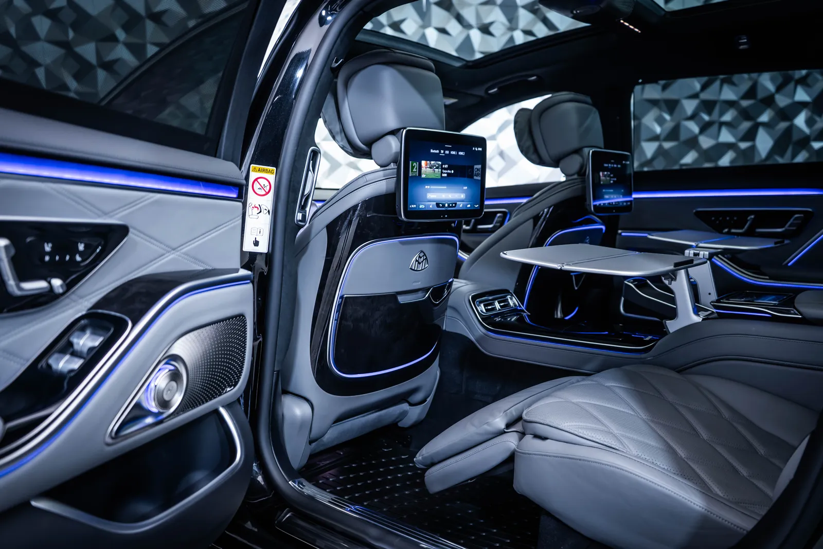 Mercedes-Benz S580 Maybach 4M* Масаж* 360*Burmester* – снимка 5