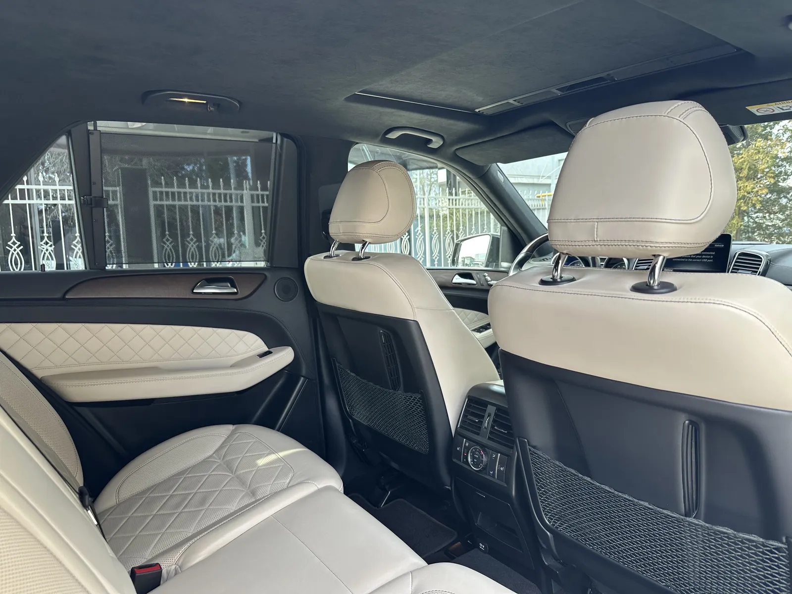 Mercedes-Benz GLE 350 d 4M*AMG*Designo*Night*OffRoad*Alcantara*h/k*Air* – снимка 10