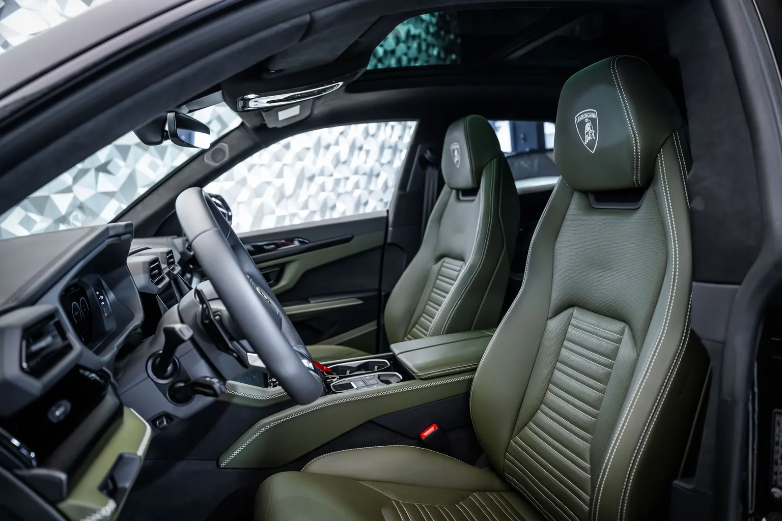 Lamborghini Urus SE B&O*Pano*360 – снимка 12